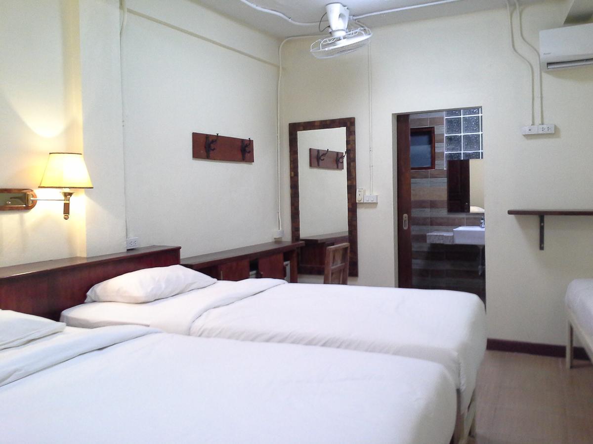 Bc Guesthouse Banglamphu Bangkok Exterior foto